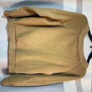 V-neck long sleeve top